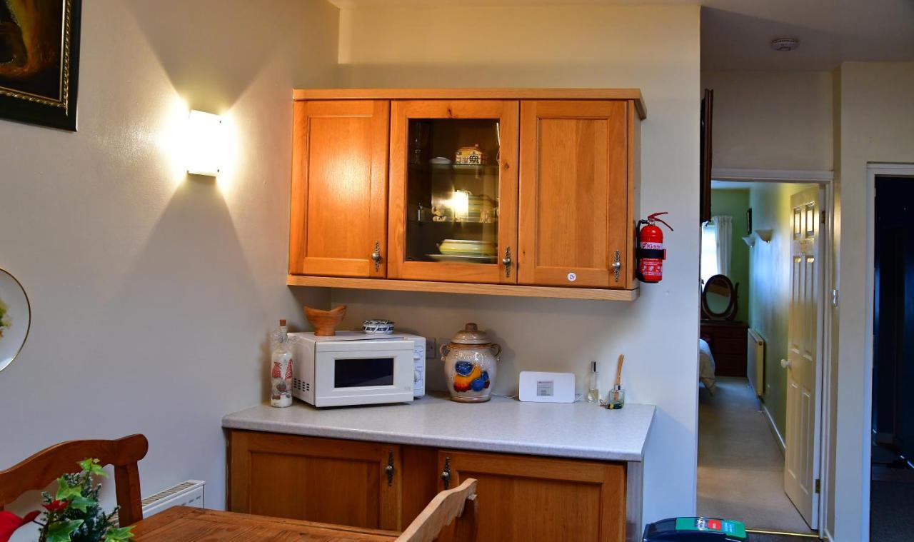 Entire Niche Apartamento Hildenborough Exterior foto